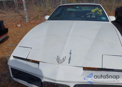 1984 Pontiac Firebird из США, поврежденный, VIN 1G2AS8711EN215638